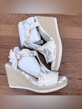 Cole Haan White Snake-Print Wedge Sandals size 6.5